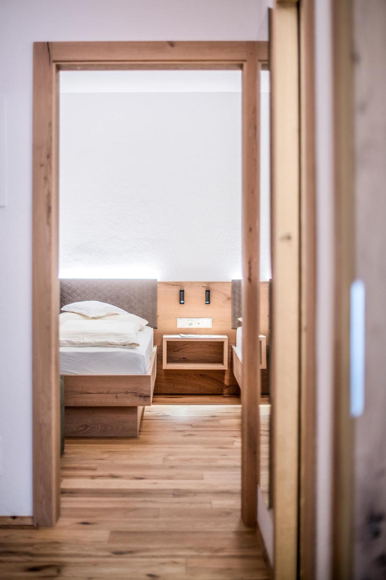 Hotel Sterzinger Moos Bagian luar foto