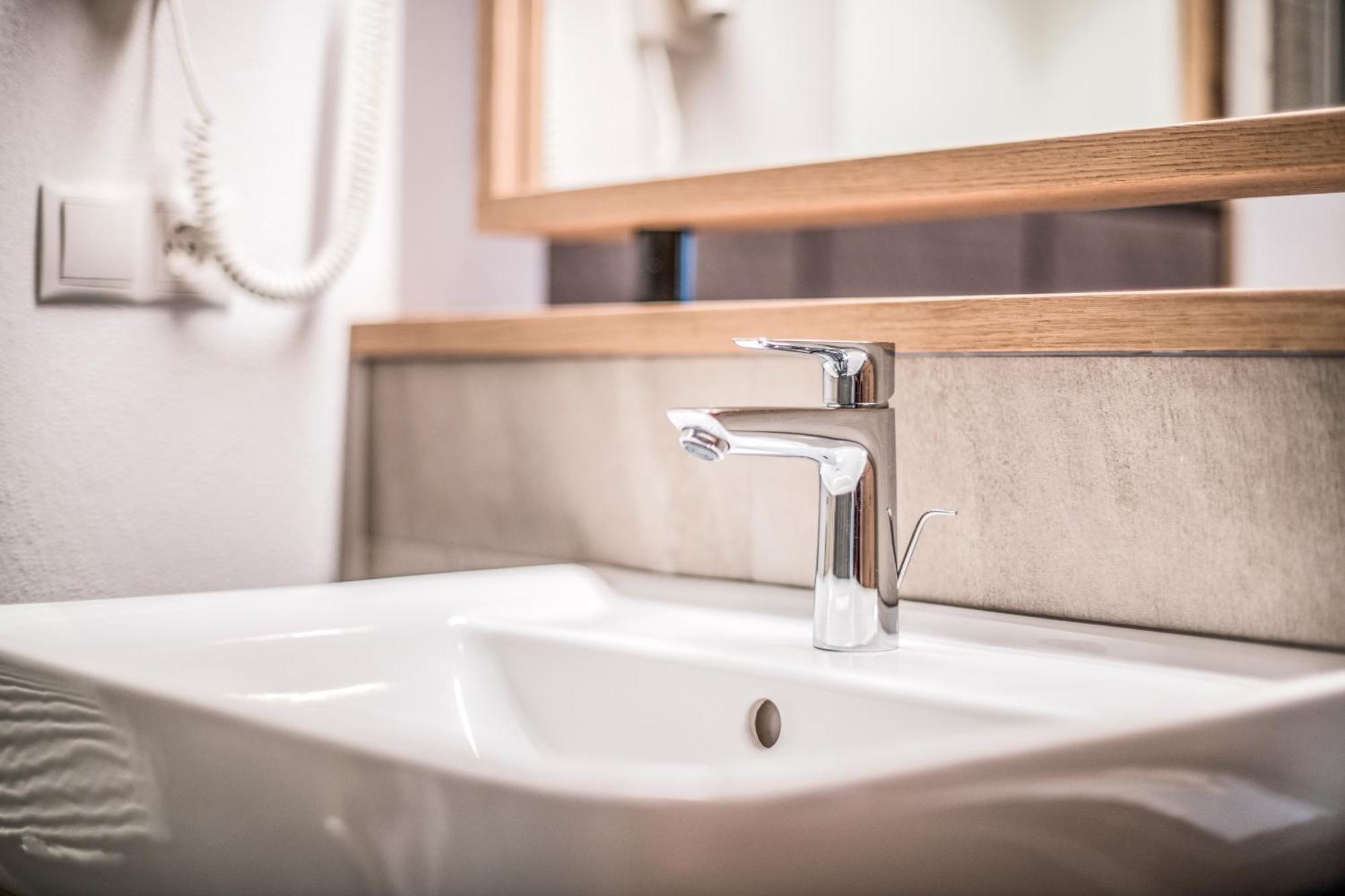 Hotel Sterzinger Moos Bagian luar foto